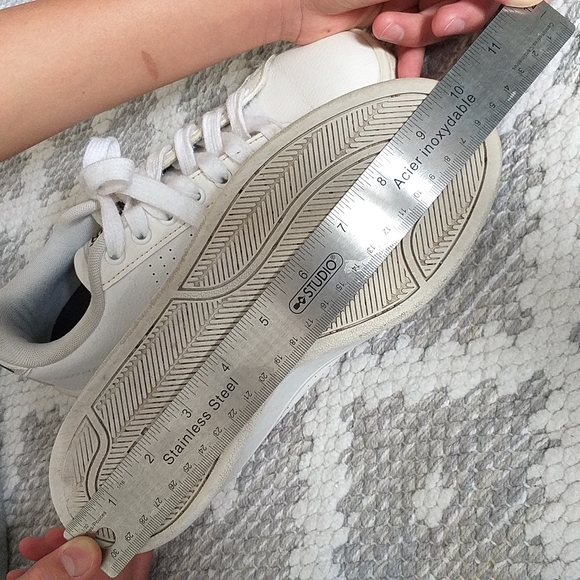 Adidas Cloudfoam Advantage Shoes - Picture 9 of 9